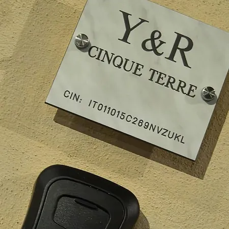 Y&r Cinque Terre * La Spezia